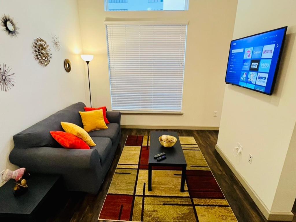 Downtown Apt Free Parking - Pool - Gym - Fully Kitchen Houston Exterior photo