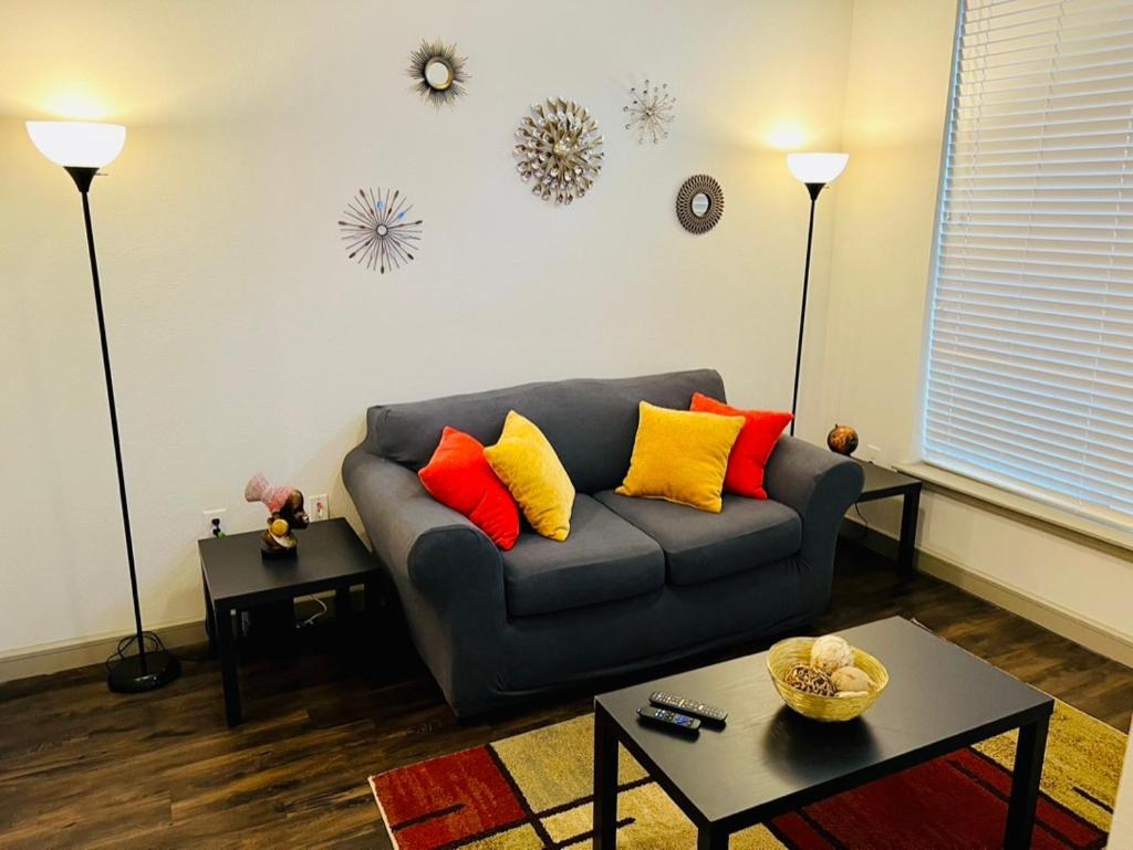 Downtown Apt Free Parking - Pool - Gym - Fully Kitchen Houston Exterior photo